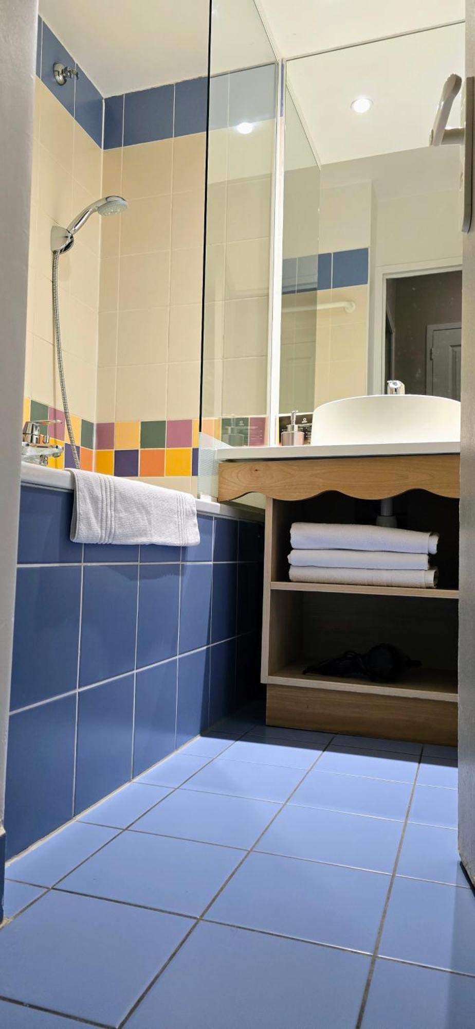 Superbe Appartement A 5 Minutes De Bus De Disneyland セリ エクステリア 写真