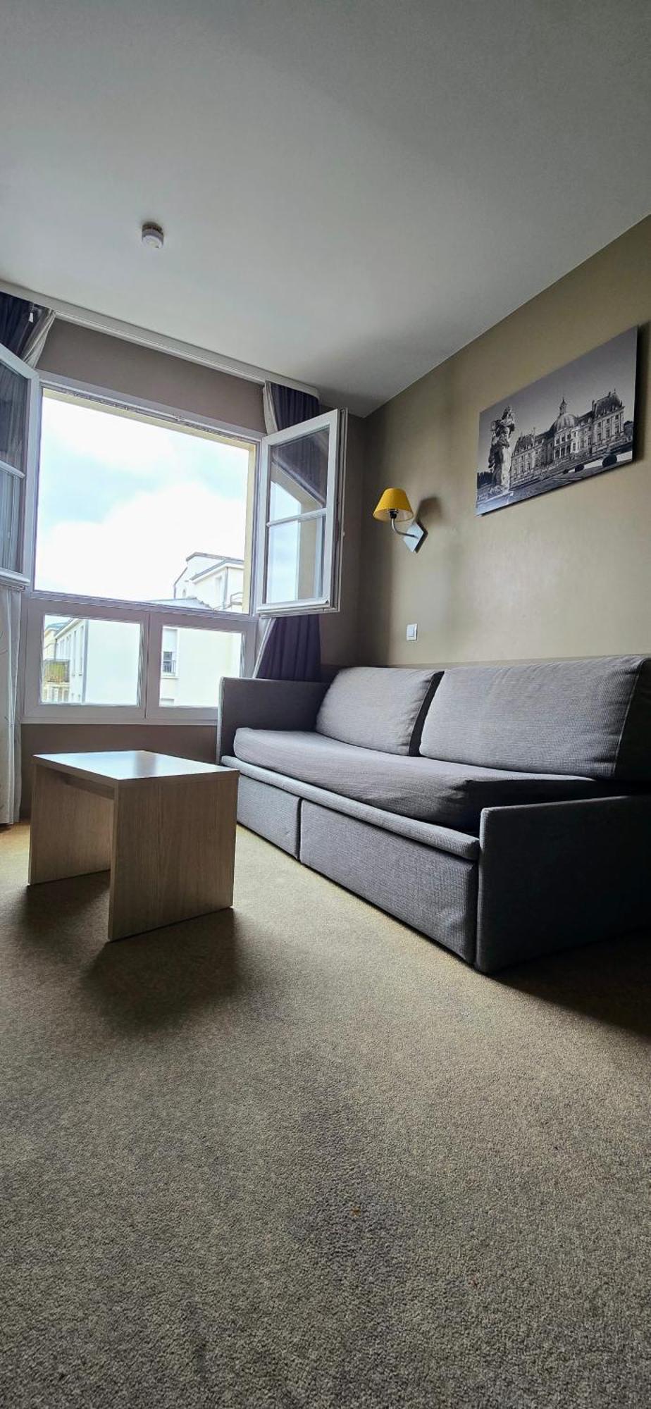 Superbe Appartement A 5 Minutes De Bus De Disneyland セリ エクステリア 写真