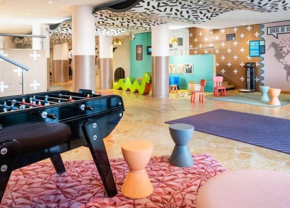Superbe Appartement A 5 Minutes De Bus De Disneyland セリ エクステリア 写真
